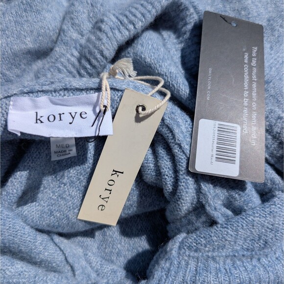 Korye Womans Pullover Sweater with Hood Size Medium Blue Soft Knit Cozy New - Picture 7 of 8